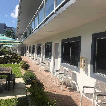 Wave Beach Vacation Rentals Pompano Beach Buitenkant foto