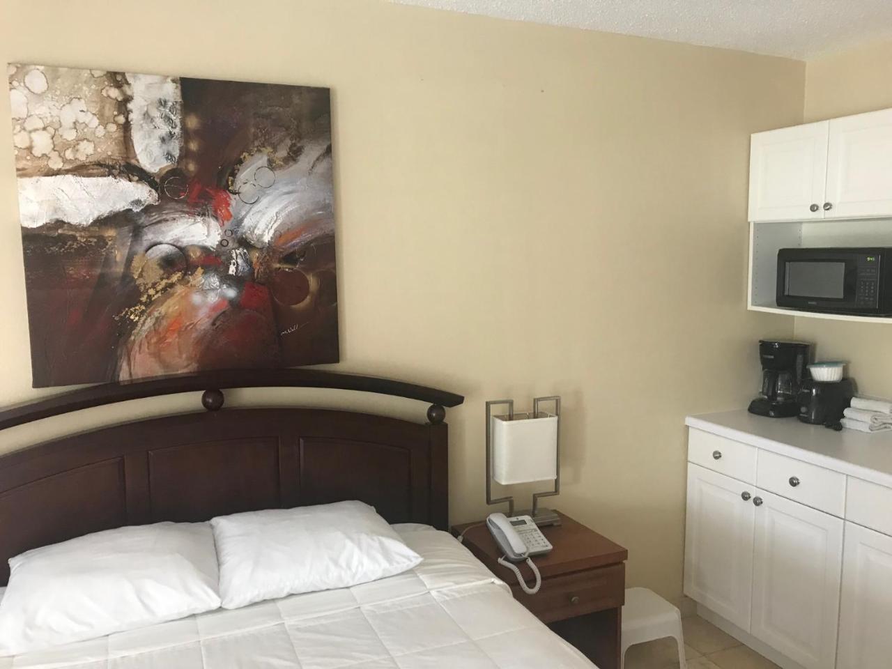 Wave Beach Vacation Rentals Pompano Beach Buitenkant foto