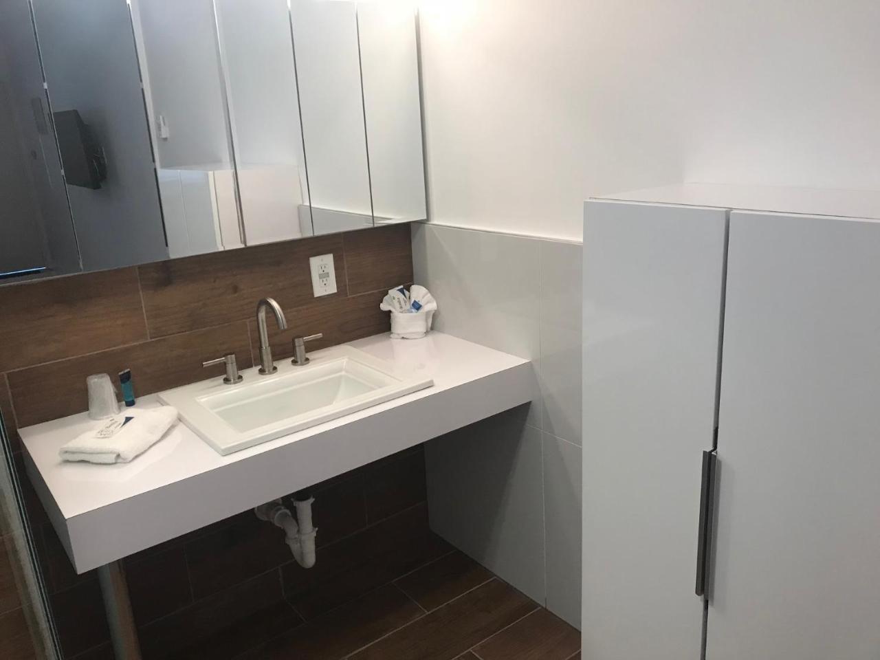 Wave Beach Vacation Rentals Pompano Beach Buitenkant foto